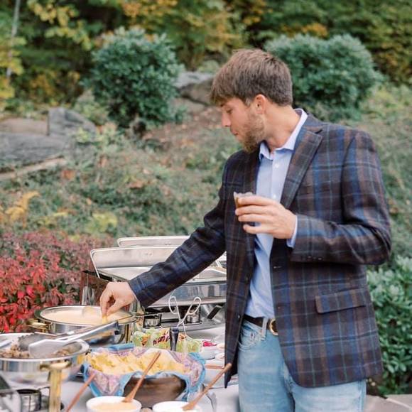 Meet your Posher, Jeffrey - Picture 1 of 1